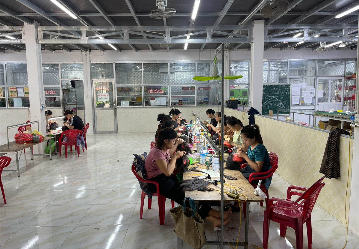 Xưởng gia công rộng rãi chuyên nghiệp